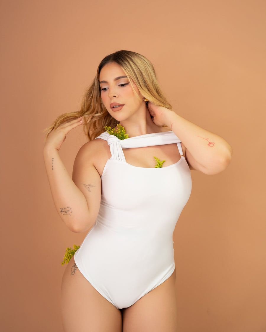 Body Camelia