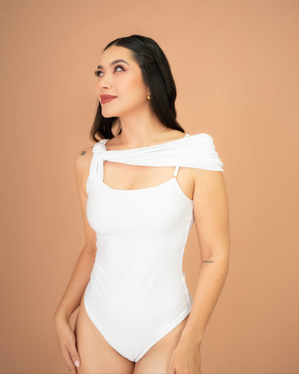Body Camelia